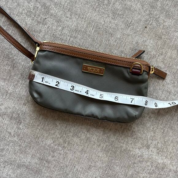 Tumi Wristlet - Picture 7 of 8